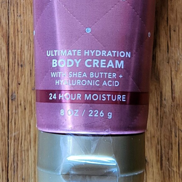 Bath & Body Works Ultimate Hydration Body Cream - Champagne Toast - NWT - Picture 3 of 5